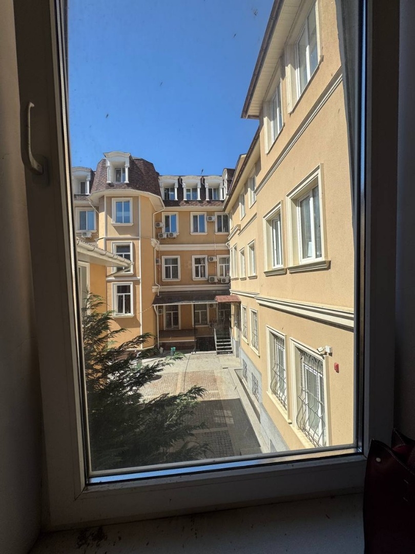 продажа трехкомнатной квартиры номер A-173832 в Приморском районе, фото номер 14